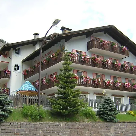 Hotel Piccolo Canazei