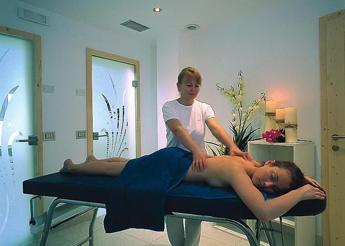 Piccolo מלון קאנזיי